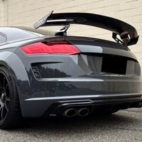 Aileron Arriere Carbone TTRS Style Audi R8 - vue de trois-quarts - Becquet Voiture