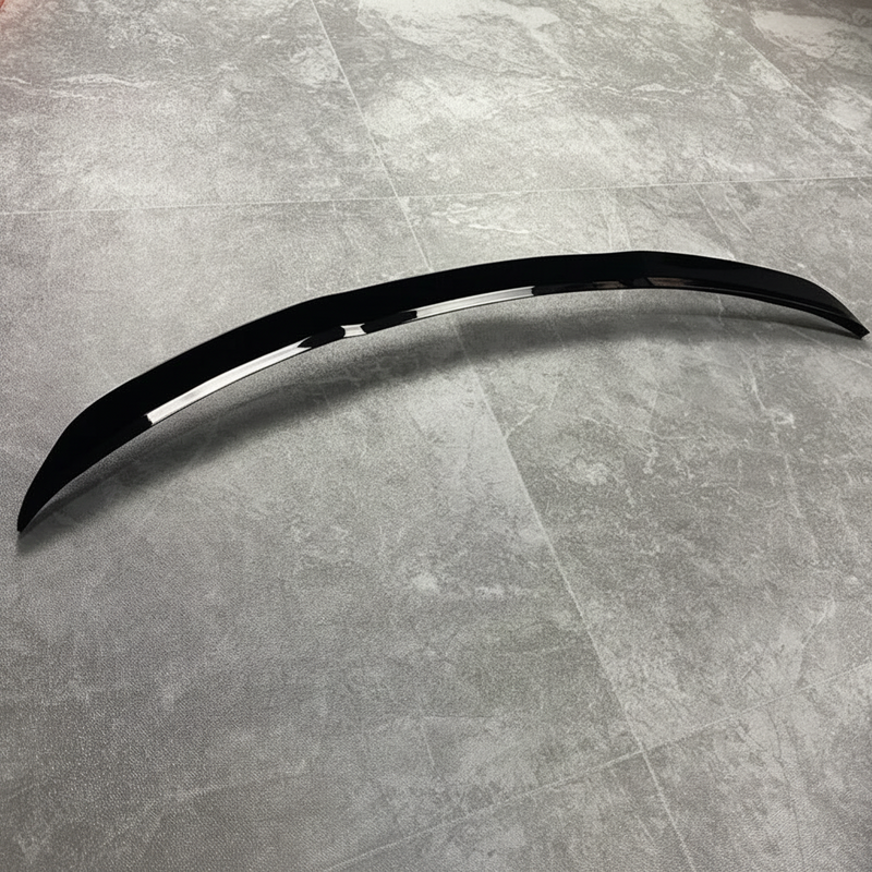 Aileron coffre arrière Mercedes Classe W176 A180 A200 A250 AMG A45 (2013-2018) - vue arrière - Becquet Voiture