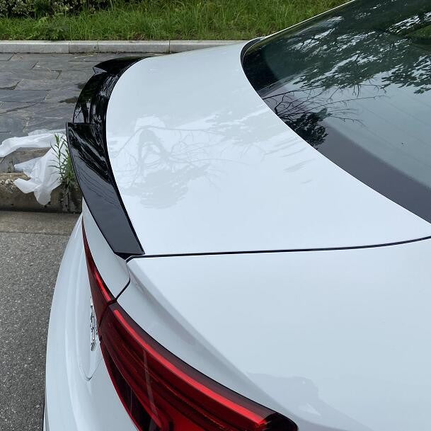 Aileron de coffre Audi A3 (2013-2020) - vue de profil - Becquet Voiture