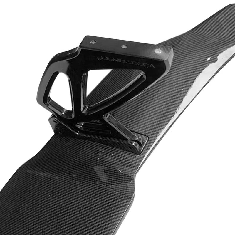 Aileron voiture universel tuning - installé sur véhicule - Becquet Voiture