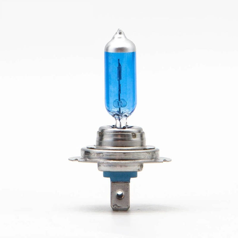 Universal H7 12V 55W Halogen Bulbs, 2-Pack - fitted on vehicle - Becquet Voiture