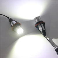Ampoules LED Angel Eyes 6000K BMW X3 E83 2007-2011 - vue de trois-quarts - Becquet Voiture