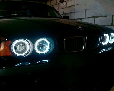 Anneaux LED Angel Eyes pour BMW Série 5 E34 - vue de profil - Becquet Voiture