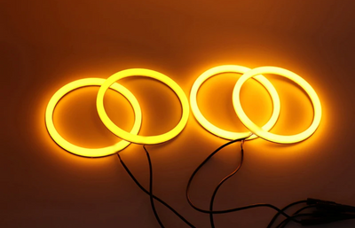 Anneaux LED Angel Eyes pour BMW Série 5 E34 - vue de trois-quarts - Becquet Voiture