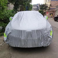 Bâche de Protection Voiture Universelle SUV Berline Étanche Anti-UV - vue de trois-quarts - Becquet Voiture