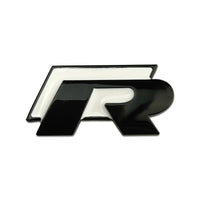 Badge Logo R VW Golf Avant Arrière - installé sur véhicule - Becquet Voiture