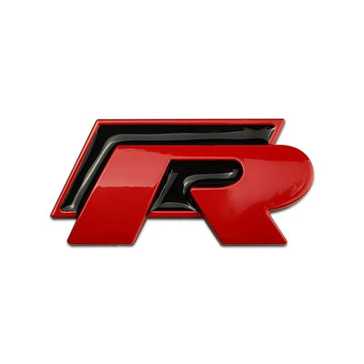 Badge Logo R VW Golf Avant Arrière - packshot studio - Becquet Voiture