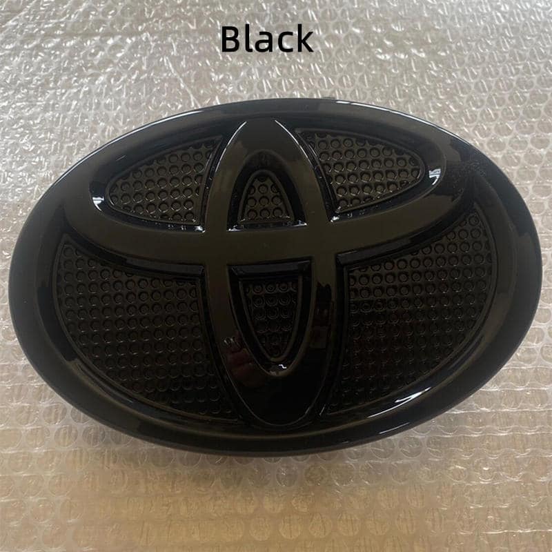Badge Toyota LED Lumineux Chromé RGB Calandre - packshot studio - Becquet Voiture