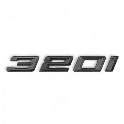 Badges coffre BMW Série 3 noir brillant - en situation - Becquet Voiture