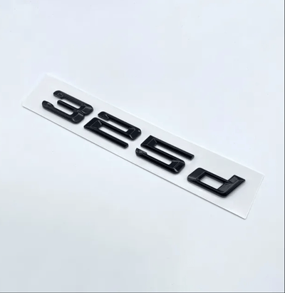 Badges coffre BMW Série 3 noir brillant - vue de dessus 2 - Becquet Voiture