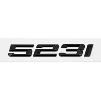 Badges coffre BMW Série 5 noir brillant - installé sur véhicule 2 - Becquet Voiture