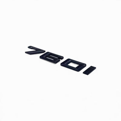 Badges coffre BMW Série 7 noir brillant - vue de dessus - Becquet Voiture