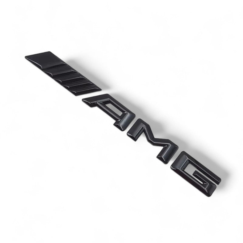 Badges coffre Mercedes A45 A35 AMG noir - installé sur véhicule - Becquet Voiture