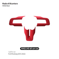 Bande Décorative Volant Alcantara Ford Mustang - en situation - Becquet Voiture