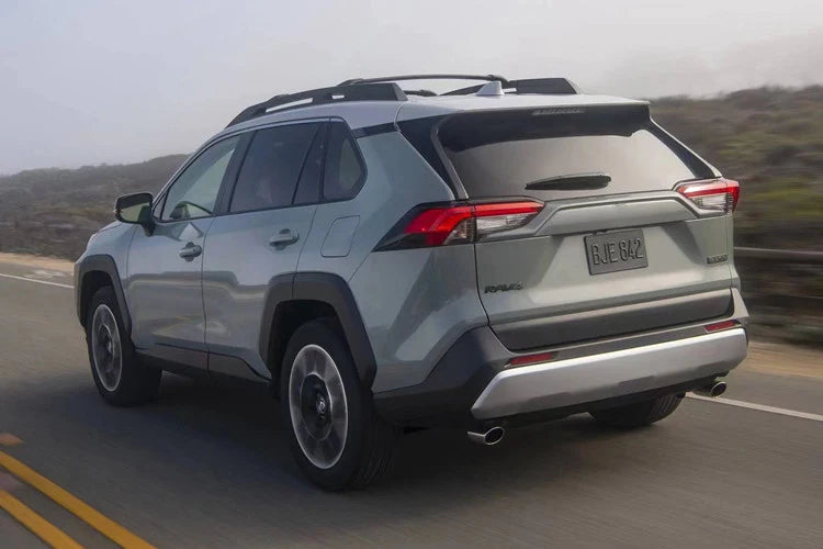 Barres de Toit Transversales Toyota RAV4 2019-2025 - packshot studio - Becquet Voiture