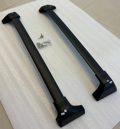 Barres de Toit Verrouillables Toyota Corolla Cross 2022-2025 - vue de trois-quarts - Becquet Voiture