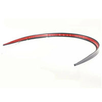 Universelle flexible ABS-Kantenleiste 1,2 m, Carbon-Optik, selbstklebend - Dreiviertelansicht 2 - Becquet Voiture