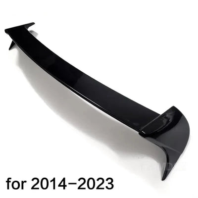 Becquet Aileron Carbone Porsche Macan 2014-2023 - en situation 2 - Becquet Voiture