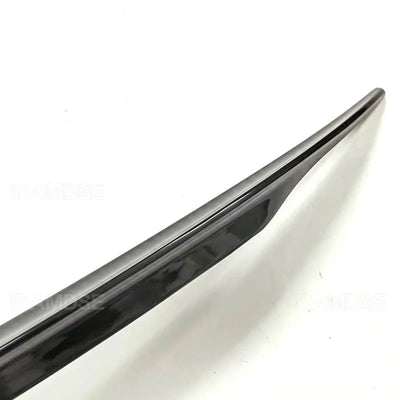 Becquet Aileron Carbone Porsche Macan 2014-2023 - vue rapprochée - Becquet Voiture