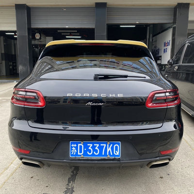 Becquet Aileron Coffre Porsche Macan 2014-2022 - packshot studio - Becquet Voiture