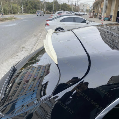 Becquet Aileron Coffre Porsche Macan 2014-2022 - vue de profil 2 - Becquet Voiture