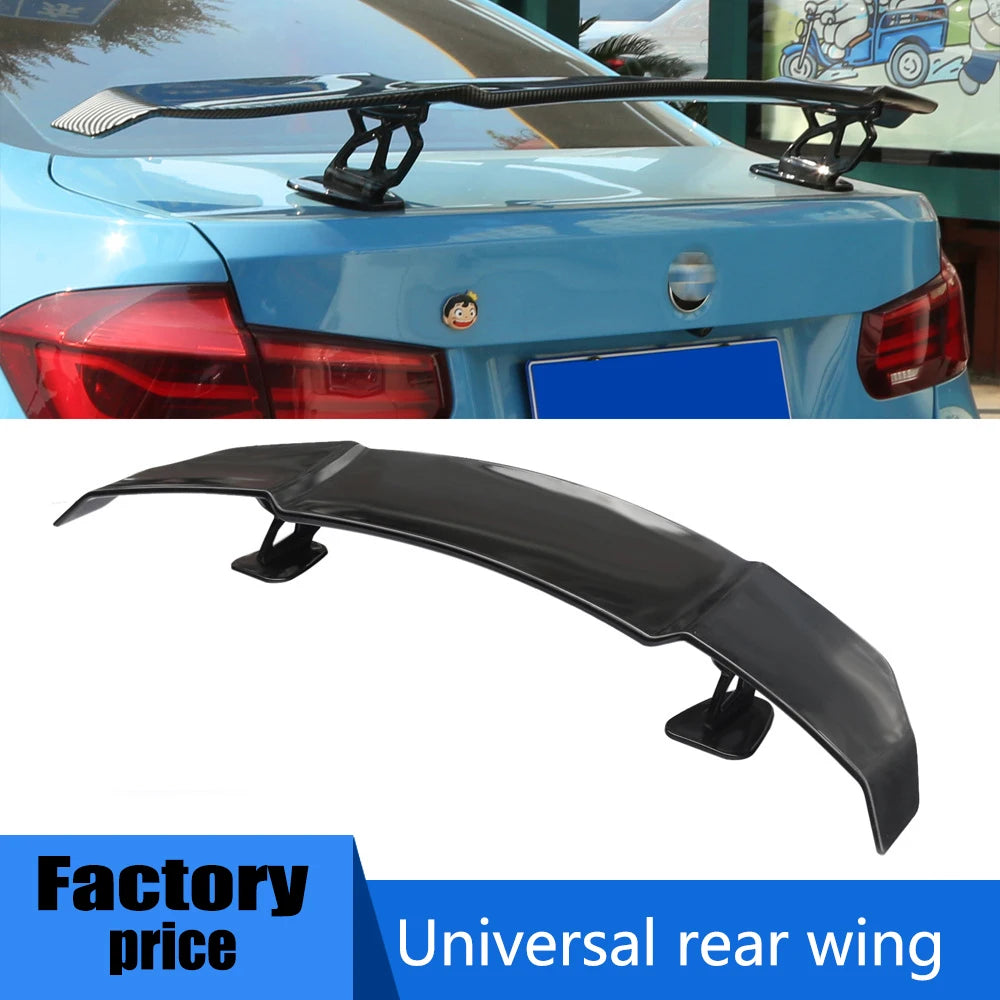 Becquet Aileron GT Universel Sport Berline Look Carbone - vue de face - Becquet Voiture