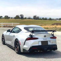 Becquet Arrière Carbone Toyota Supra GR A90 A91 MK5 - packshot studio - Becquet Voiture