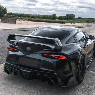 Becquet Arrière Fibre de Carbone Toyota Supra GR A90 A91 2019+ - packshot studio - Becquet Voiture
