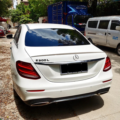 Becquet Arrière Mercedes W213 AMG 2016-2023 - installé sur véhicule - Becquet Voiture