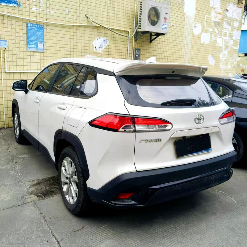 Becquet Arrière Toyota Corolla Cross 2022-2024 - vue arrière - Becquet Voiture