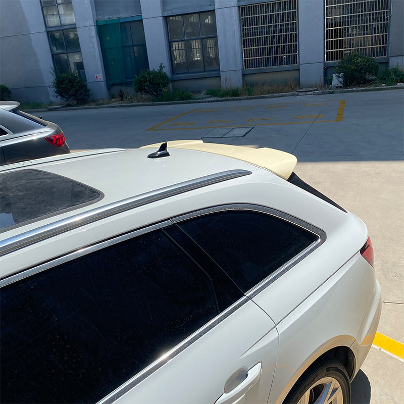 Becquet Audi A4 S4 RS4 B9 (2015-2021) - vue de profil - Becquet Voiture