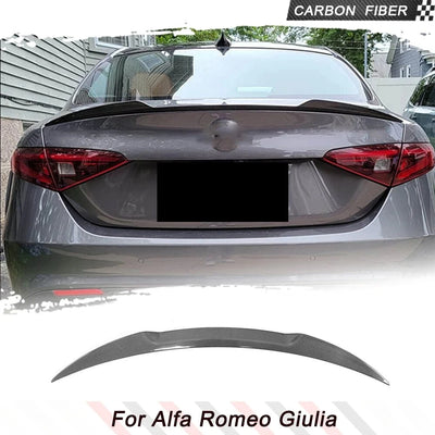 Becquet Carbone Alfa Romeo Giulia Berline 2015-2021 - vue de face - Becquet Voiture