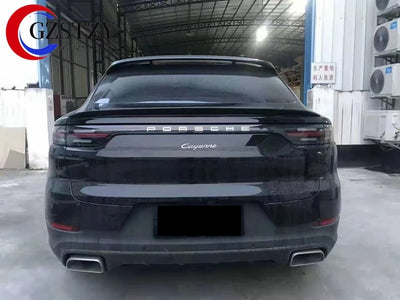 Becquet Carbone Porsche Cayenne Coupé 2019-2023 - détail du montage - Becquet Voiture