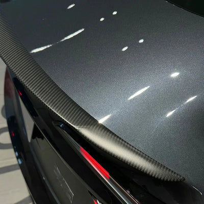 Becquet Carbone Tesla Model 3 Highland 2024-2026 Performance - installé sur véhicule - Becquet Voiture