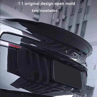 Becquet Carbone Tesla Model 3 Highland Model Y Juniper - détail du montage - Becquet Voiture