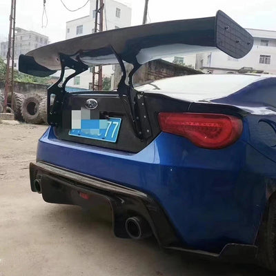 Becquet Carbone Toyota GT86 Subaru BRZ FRP Premium - vue de trois-quarts - Becquet Voiture