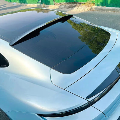 Becquet Central Mid Porsche Taycan 2019+ Carbone - packshot studio - Becquet Voiture