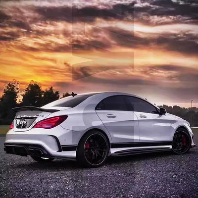 Becquet Coffre Carbone Mercedes CLA W117 C117 - vue de profil - Becquet Voiture