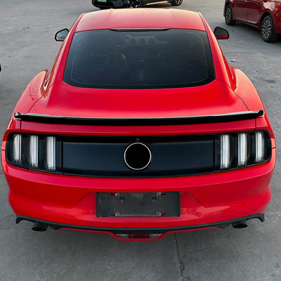 Becquet Coffre Ford Mustang MK6 Decklid 2015-2022 - packshot studio - Becquet Voiture