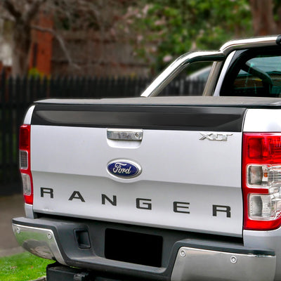 Becquet Coffre Ford Ranger Wildtrak Raptor 2012-2022 - détail du montage 2 - Becquet Voiture