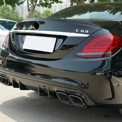 Becquet Coffre Mercedes Classe C W205 S205 AMG - vue de trois-quarts - Becquet Voiture