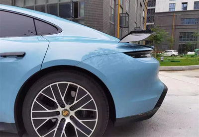Becquet Coffre Porsche Taycan Carbone 2019-2023 - installé sur véhicule 2 - Becquet Voiture