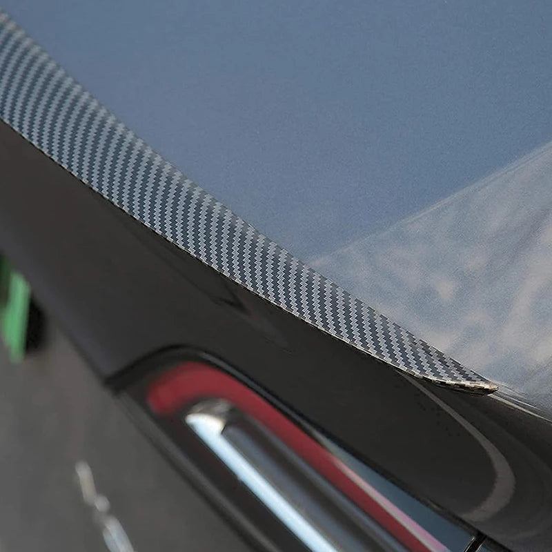 Becquet Coffre Tesla Model 3 Y Juniper Highland - détail du montage - Becquet Voiture