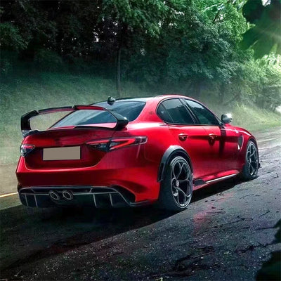 Becquet de Coffre Carbone Alfa Romeo Giulia 2015+ - packshot studio - Becquet Voiture