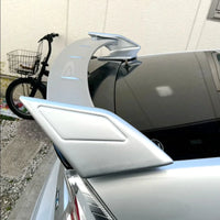 Becquet de Coffre Toyota Prius ZVW30 - détail du montage - Becquet Voiture