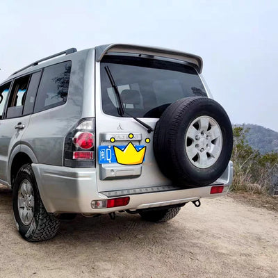 Becquet de Toit Mitsubishi Pajero V73 2005-2017 - vue de trois-quarts - Becquet Voiture