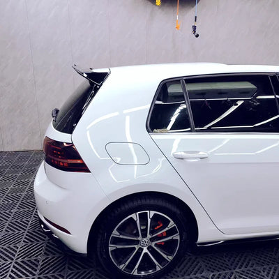 Becquet de Toit Volkswagen Golf 7 MK7 2013-2019 - vue de trois-quarts - Becquet Voiture