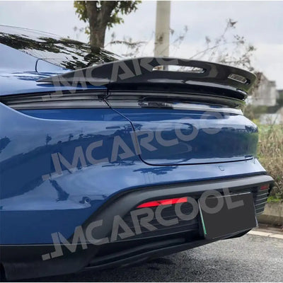 Becquet Duck Lip Porsche Taycan 2019-2024 - vue de profil - Becquet Voiture