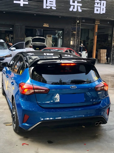 Becquet Ford Focus MK4 RS ST 2019-2022 - en situation - Becquet Voiture