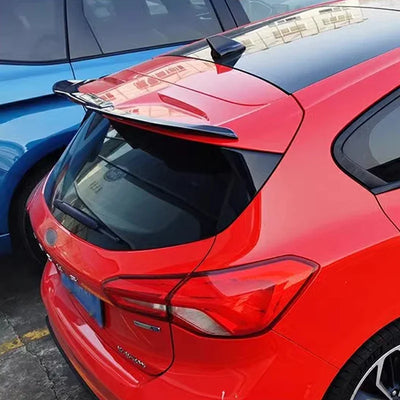 Becquet Ford Focus MK4 ST-Line Hatchback 2019-2025 - vue de profil - Becquet Voiture